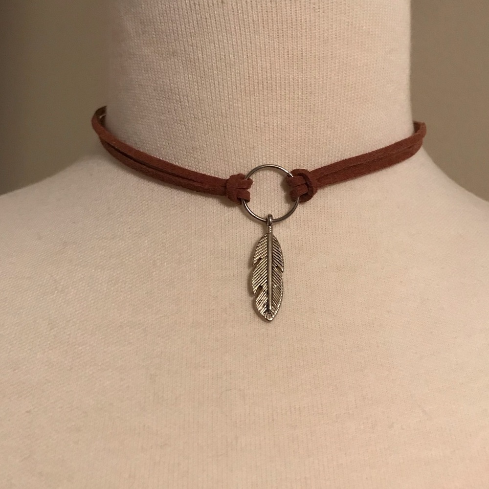 feather choker necklace